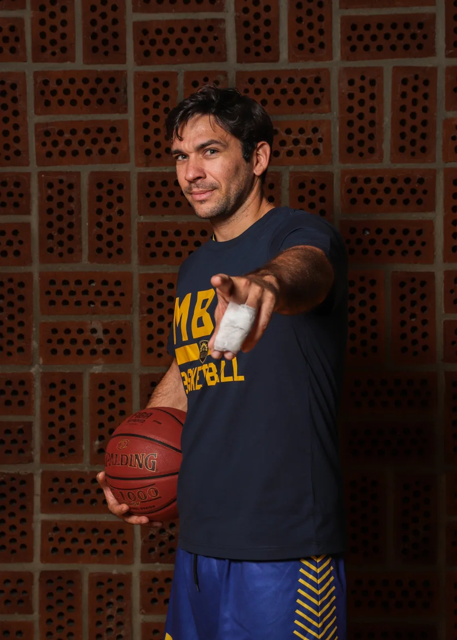 Cristian Ortiz Suárez, nummer 77
